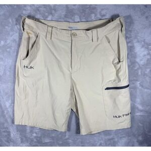 Huk Fishing Shorts Mens XL Khaki Performance Outdoor Zip Pocket Quick Dry Stain